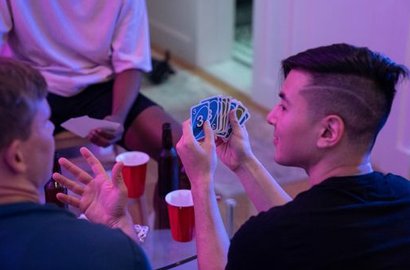 ba cây trực tuyến F8bet